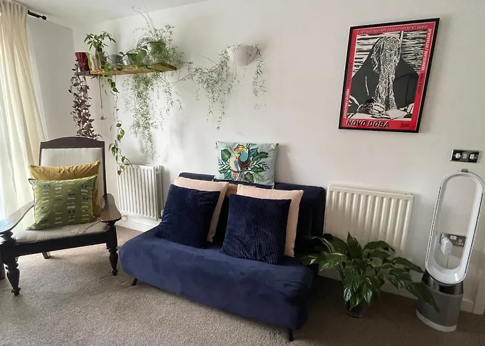 Lombok Apartment Near Old Street,Islington,Angel