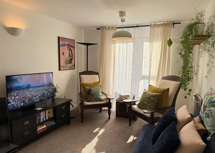 Lombok Apartment Near Old Street,Islington,Angel