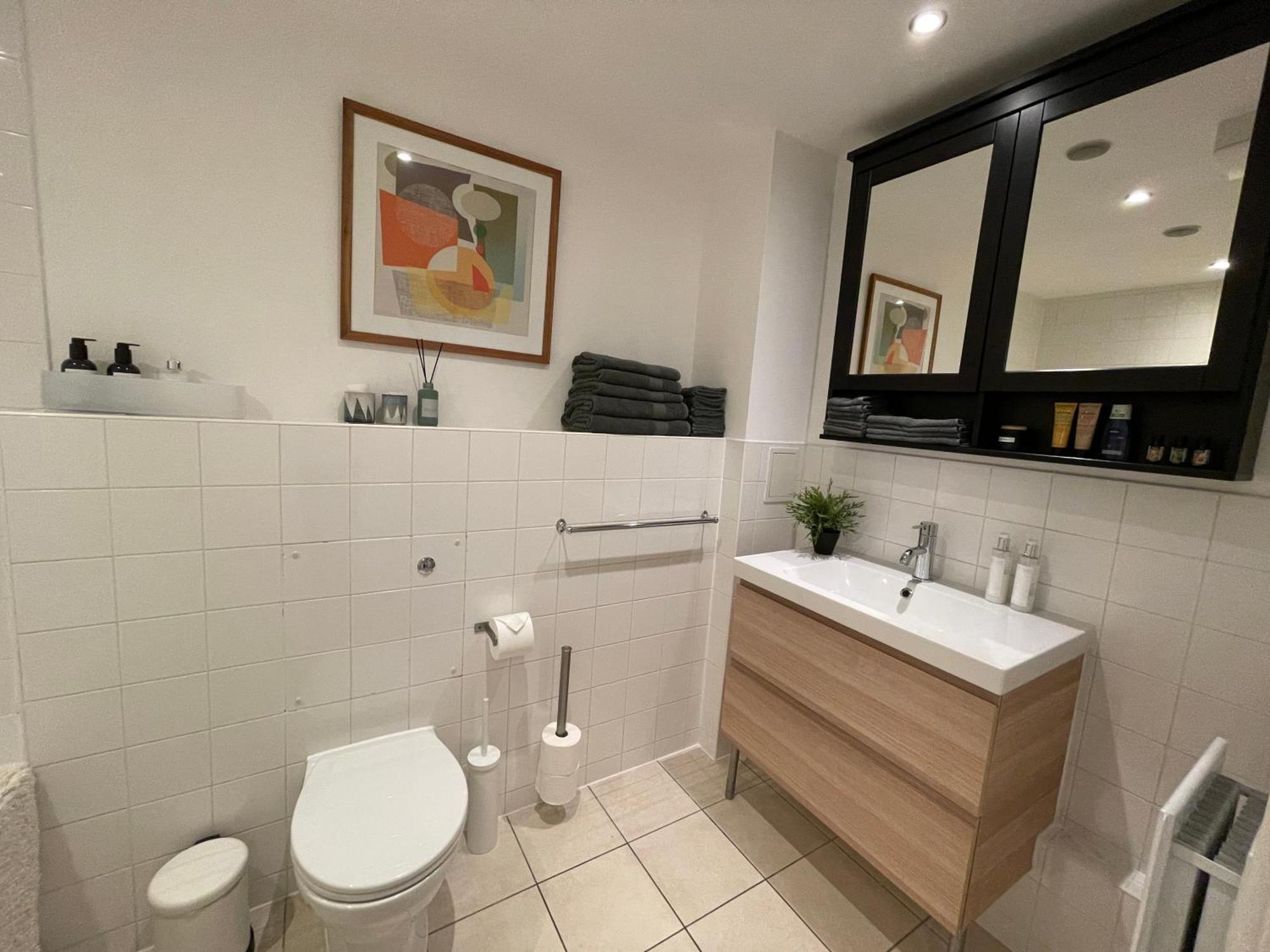 Lombok Near Old Street,islington,angel * Londen